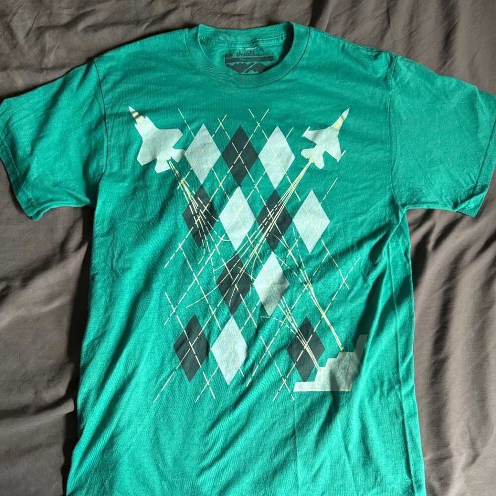 Threadless "Airgyle" Tee Shirt Medium